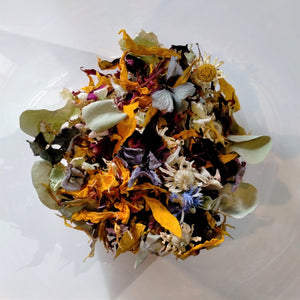 Dried flower petals for confetti or potpourri available at Toi Toi Botancals