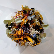Load image into Gallery viewer, Dried flower petals for confetti or potpourri available at Toi Toi Botancals